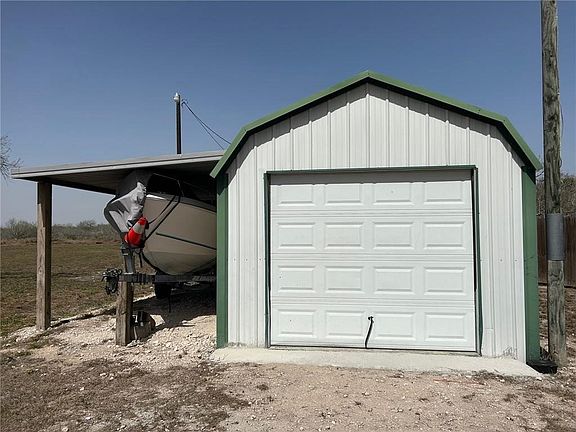 5th image of 1192 E County Road 2360