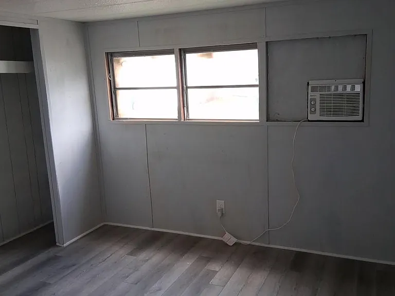 655 Thornton Ferry Rd #10 — Photo 12