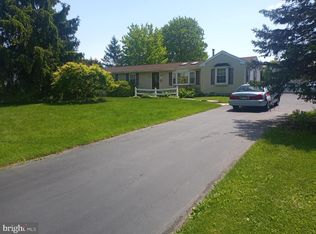 232 Schoolhouse Rd, Sellersville, PA 18960