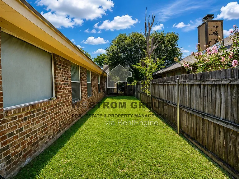 316 Crowe Dr — Photo 26
