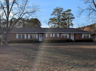 714 S Main St, Headland, AL 36345