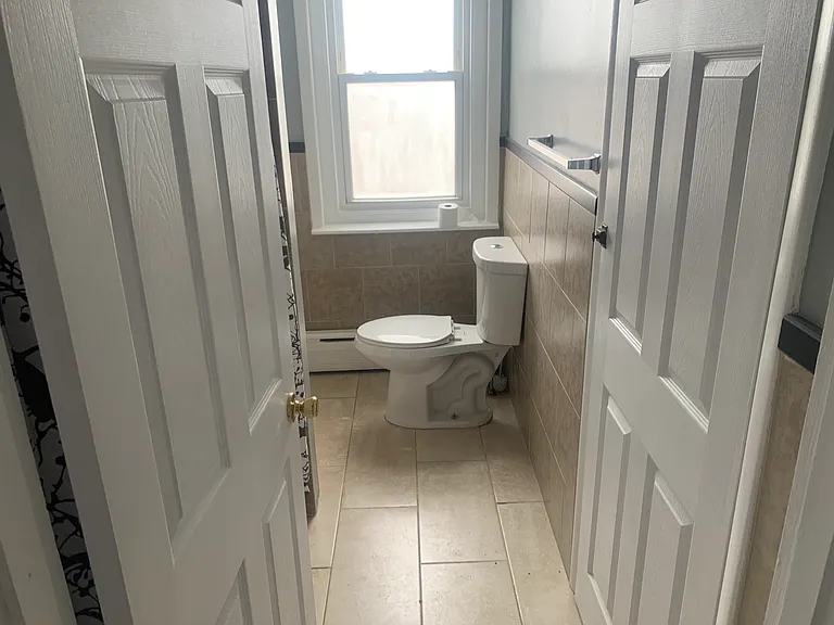 4430 Mitchell St — Photo 13