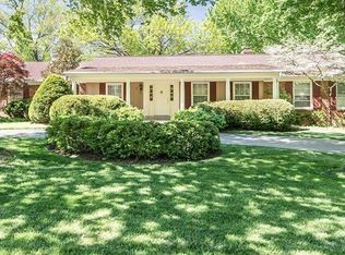 8 Brook Mill Ln, Chesterfield, MO