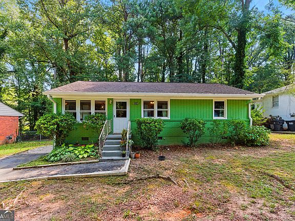 2nd image of 2608 Westchester Dr