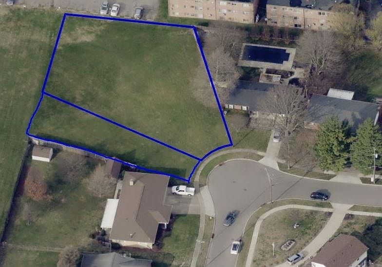 1st image of 135 Etta Ave
