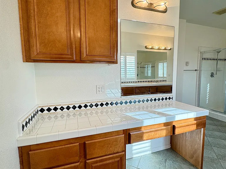 1331 Bayside Cir — Photo 77