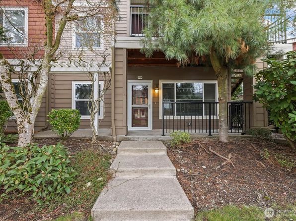 2124 Palisade Boulevard #B-6, Dupont, WA 98327