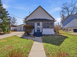 609 E Granger Ave, Des Moines, IA 50315