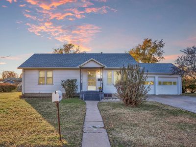 1021 N Madison Ave, Newton, KS, 67114