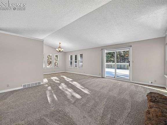 4th image of 835 Woodmoor Dr