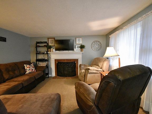 5th image of 315 Prince St