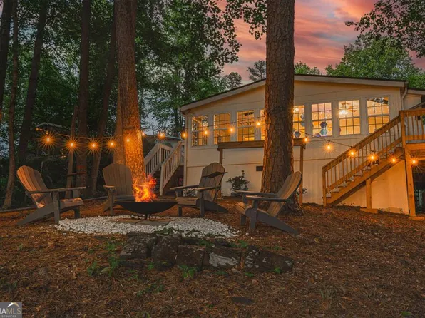 414 Lakeside Rd, Toccoa, GA 30577