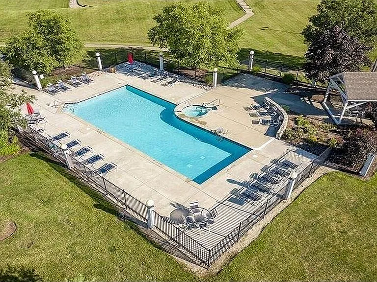 Pool View 1