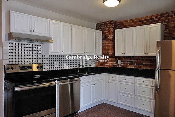 1st image of 162 Kelton St #3T