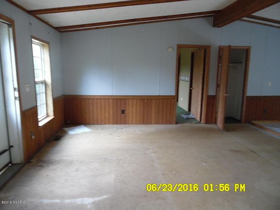 2nd image of 17000 Starbrick St