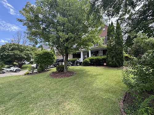 1135 Grogans Mill Dr Photo 1