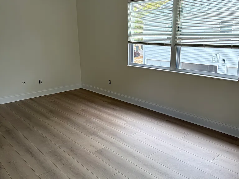 1346 Baja Ln — Photo 2
