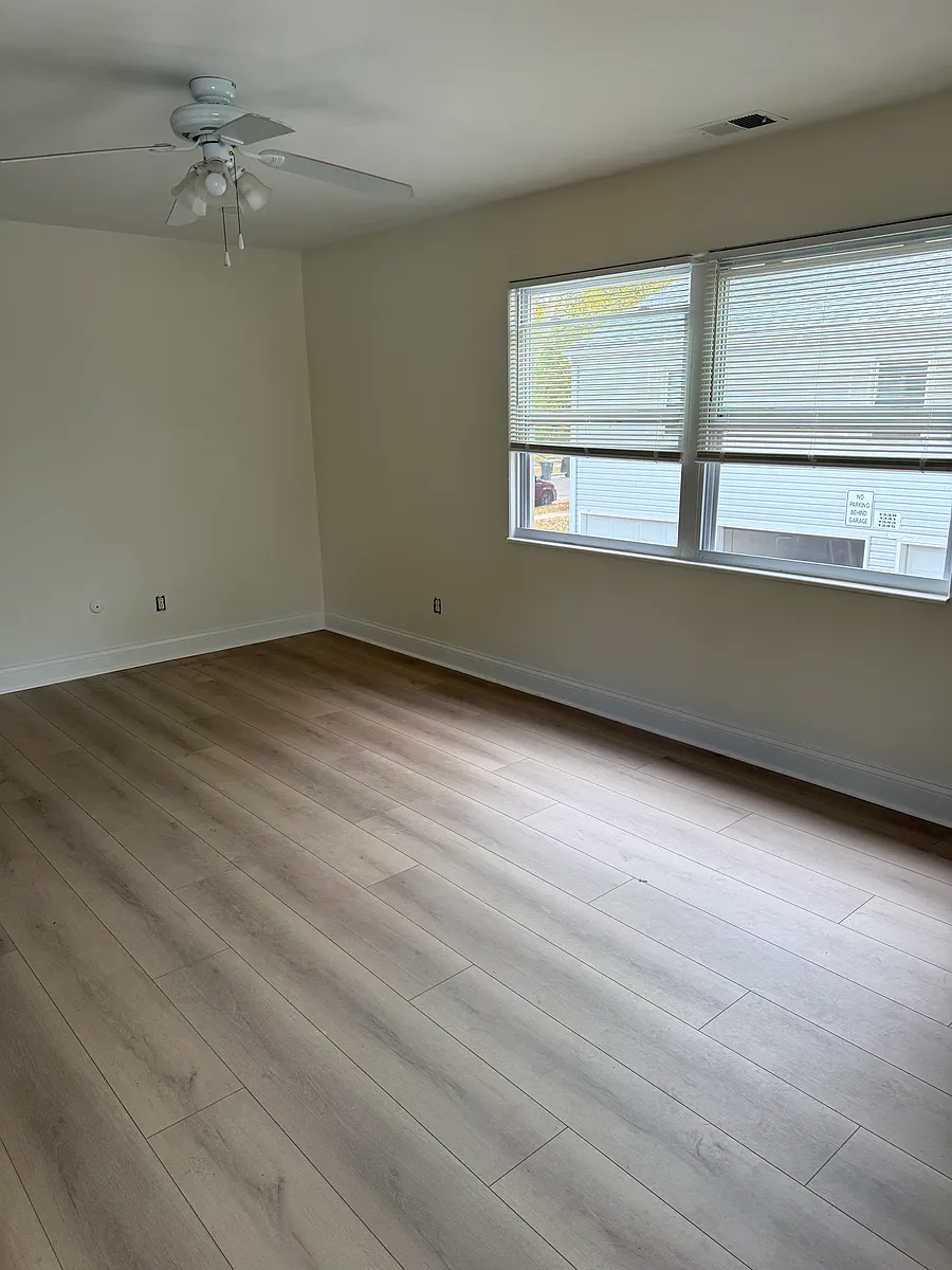Building Photo - 1346 Baja Ln