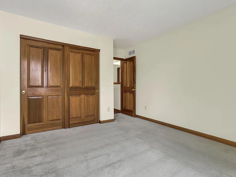 7641 Finbarr Ct — Photo 19