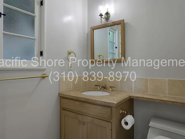 1229 Geneva St — Photo 18