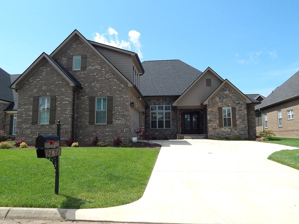 1st image of 12832 Edgebrook Way