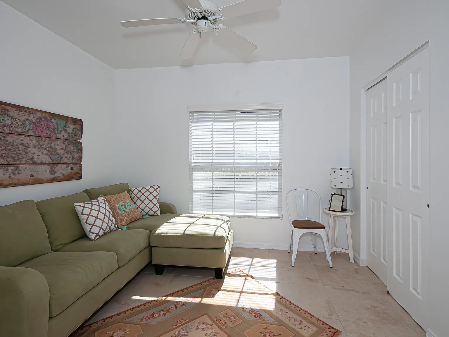 3 bed, 1448 sqft, $4,300 — Photo 4