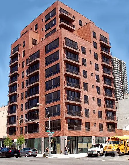 203 E 121st St #1003 — Photo 9