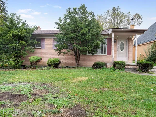 22480 Carter Rd, Woodhaven, MI 48183