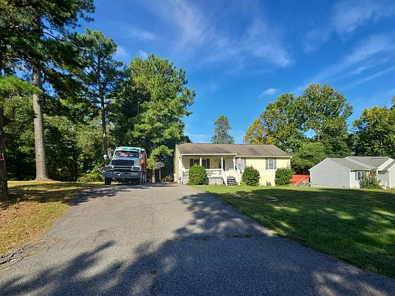 3rd image of 3914 Chesdin Blvd
