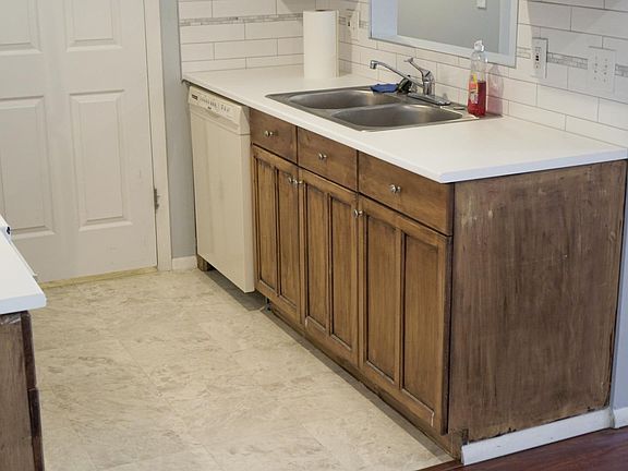 3rd image of 4110 S Oak Meadows Dr APT 31