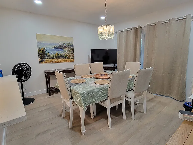 1541 E La Palma Ave — Photo 3