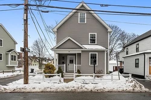22 Myrtle St Photo 1
