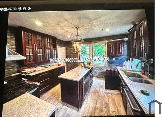 6 bed, $5,500 — Photo 3