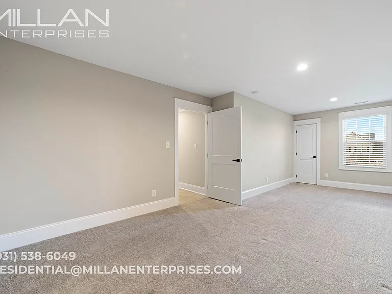 1088 Veridian Dr #B — Photo 45