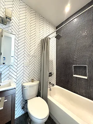 Rented by Pear NYC LLC | media 14