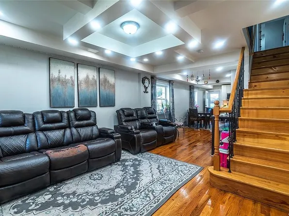 116-27 134th St, South Ozone Park, NY 11420