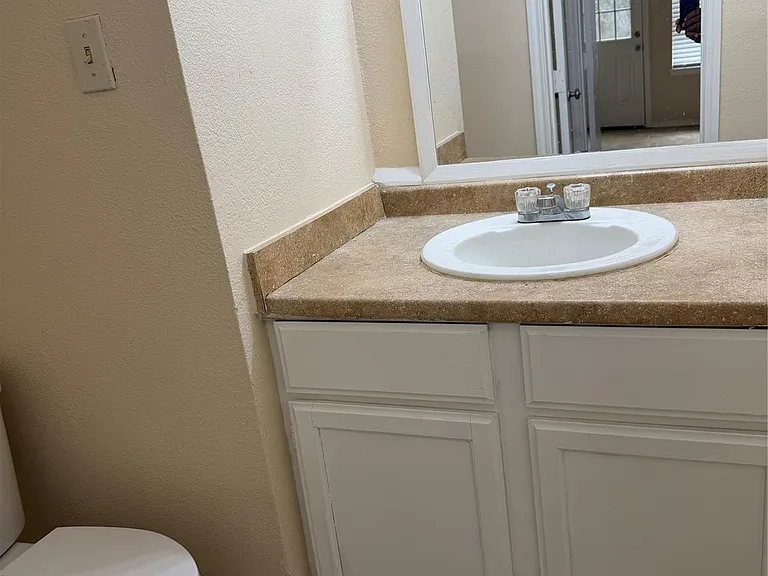 9 Dewthread Ct — Photo 11
