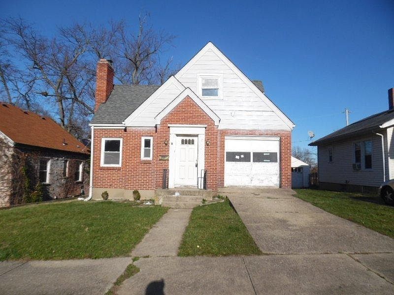 1st image of 742 Coralie Ave