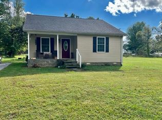225 SW Railroad St, White Plains, KY 42464