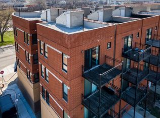 4000 S Western Ave SUITE 4, Chicago, IL
