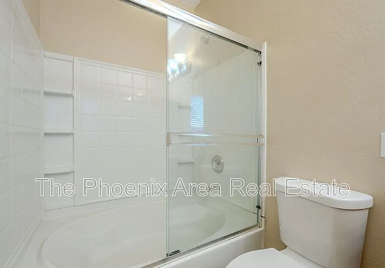 29189 N Shannon Dr — Photo 25