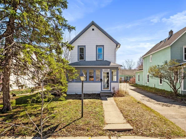 2625 37th Ave S, Minneapolis, MN 55406