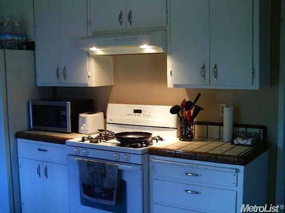 5th image of 4112 E Orangeburg Ave