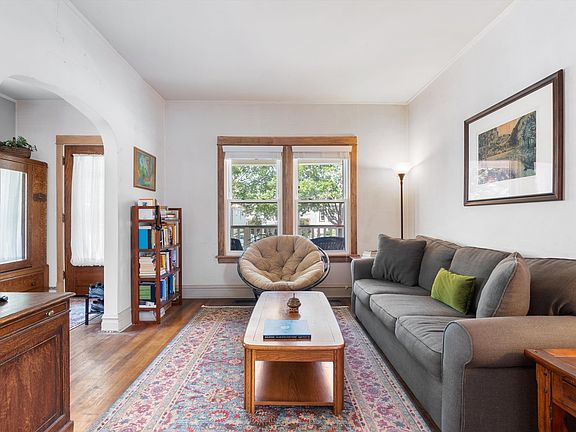 5th image of 3653 N Sawyer Ave