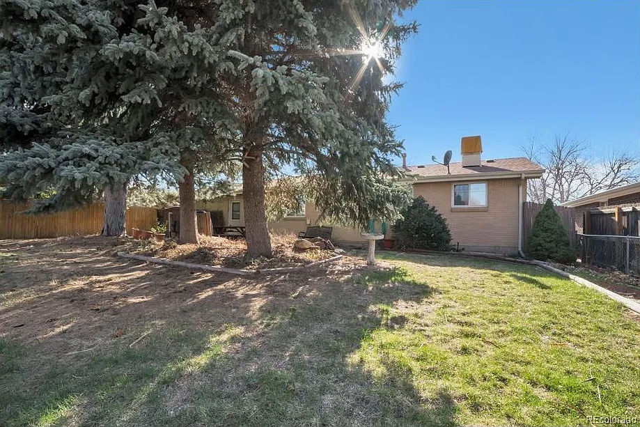 4 bed, 2028 sqft, $2,895 — Photo 3