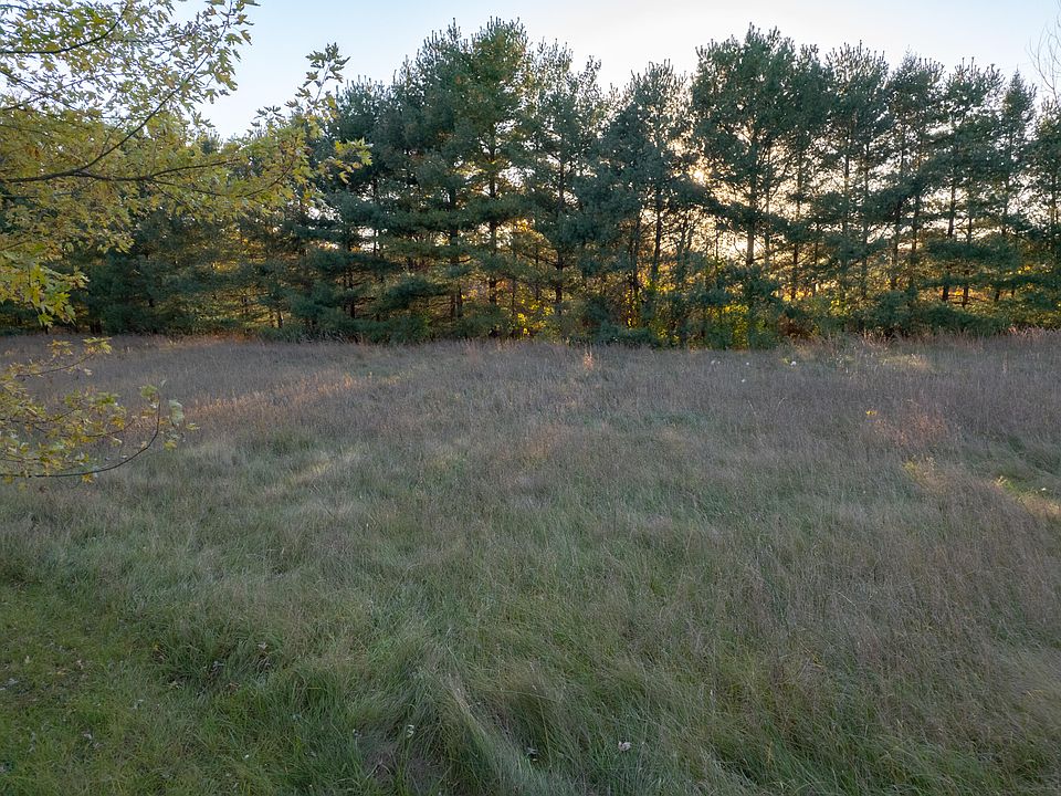 1st image of 2748 Peachtree Ln #9