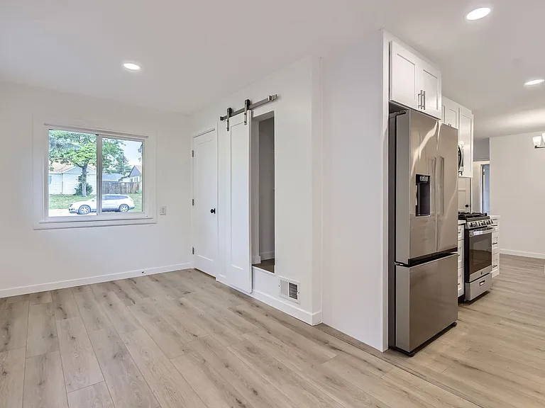 5090 Tejon St — Photo 11