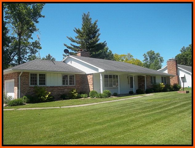 1st image of 403 College Park Dr