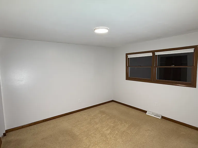 1229 Dogwood Dr — Photo 12