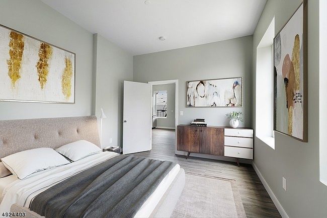 2nd image of 98 Clinton Ave #31E
